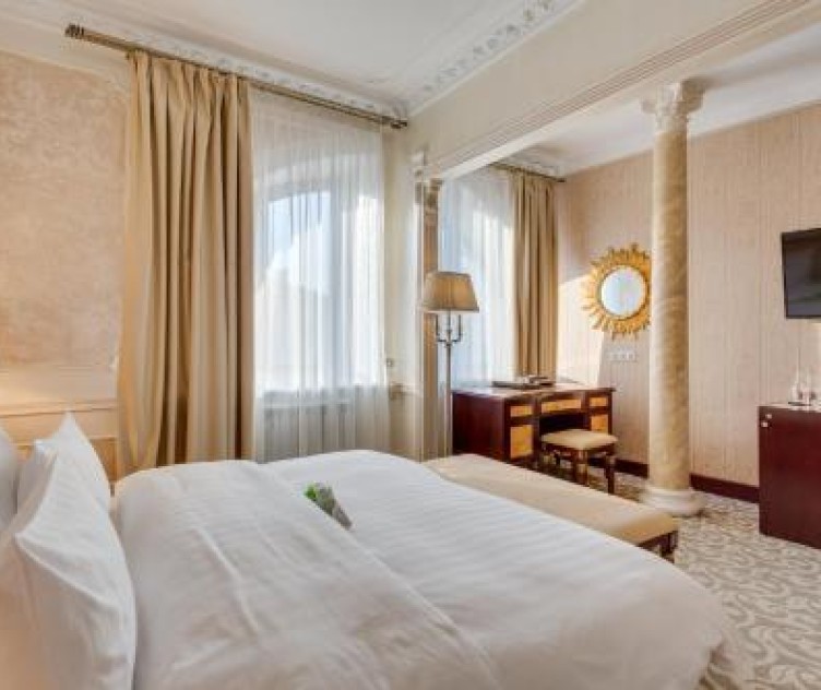 鲁姆斯精品酒店 (Rums Boutique Hotel)