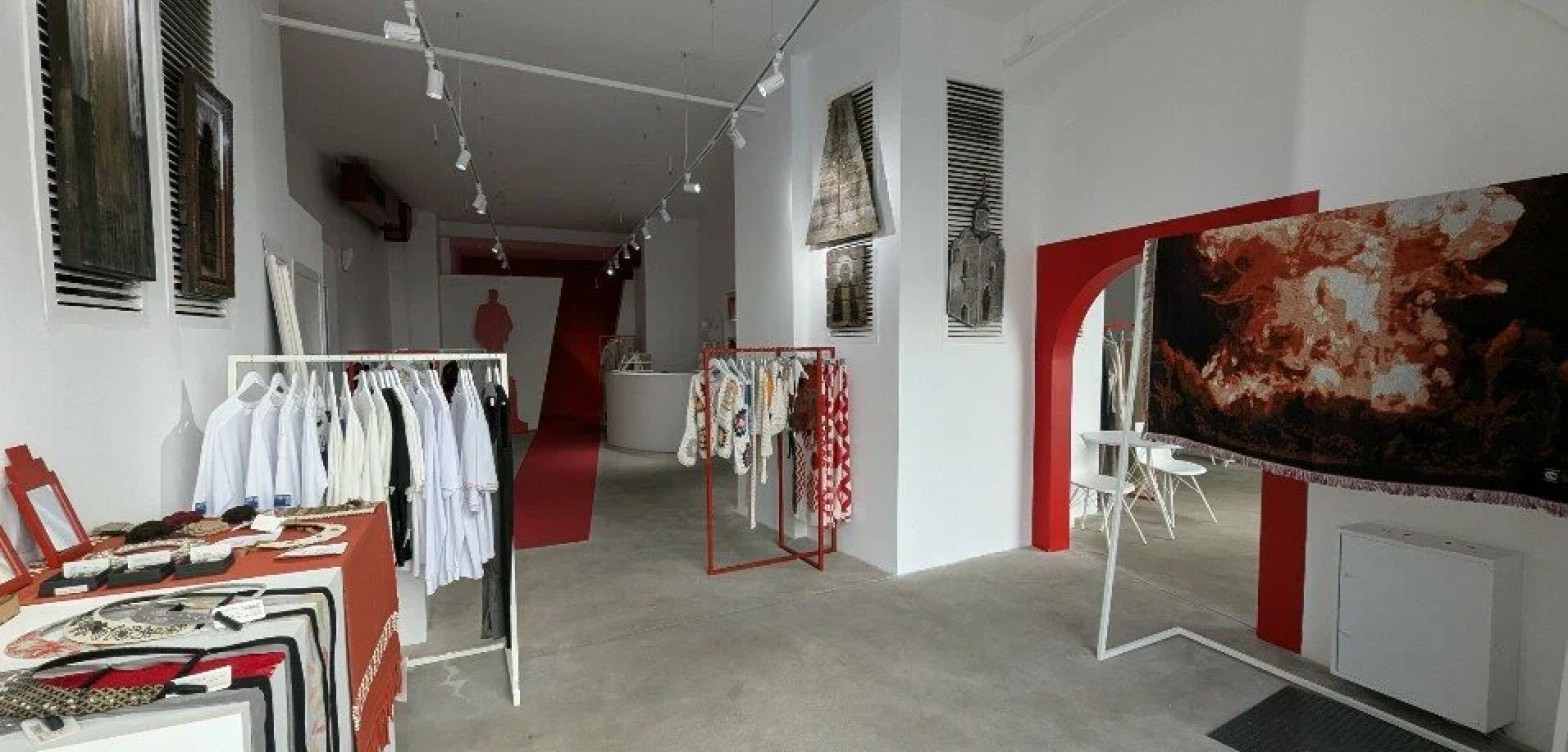 莫斯科哪里可以找到俄式服装：品牌商店推荐