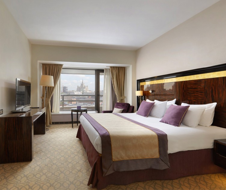 花园广场酒店 (Plaza Garden)