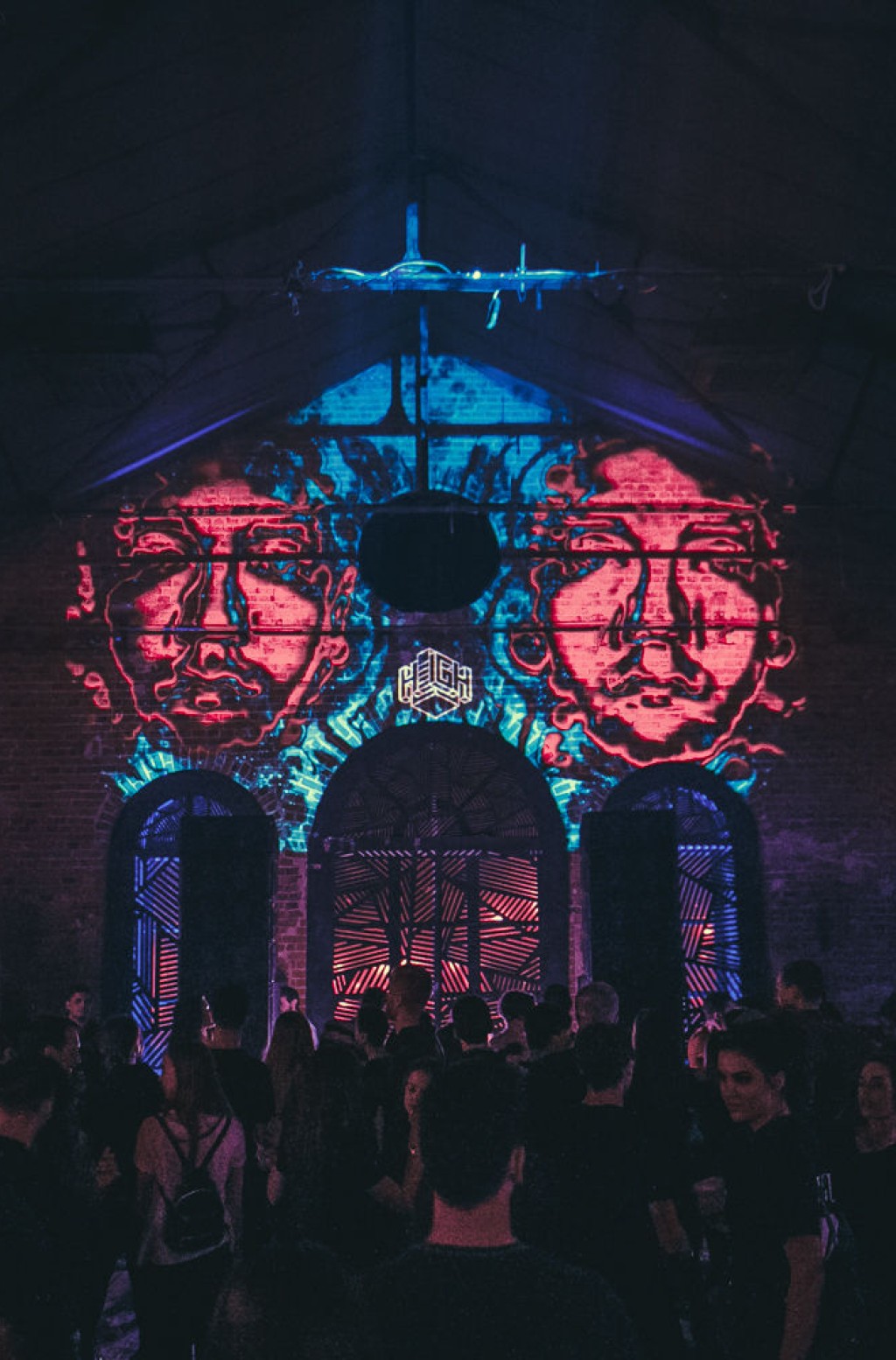 《环游世界》酒吧（«Around the world»） - 10