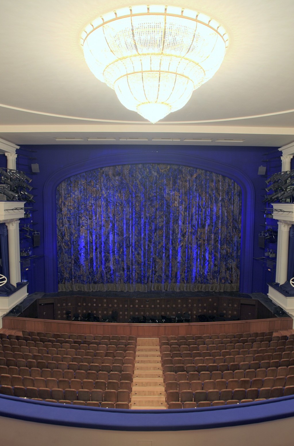 莫斯科斯坦尼斯拉夫斯基与尼米罗维奇-丹钦科国家音乐戏剧院 - 4