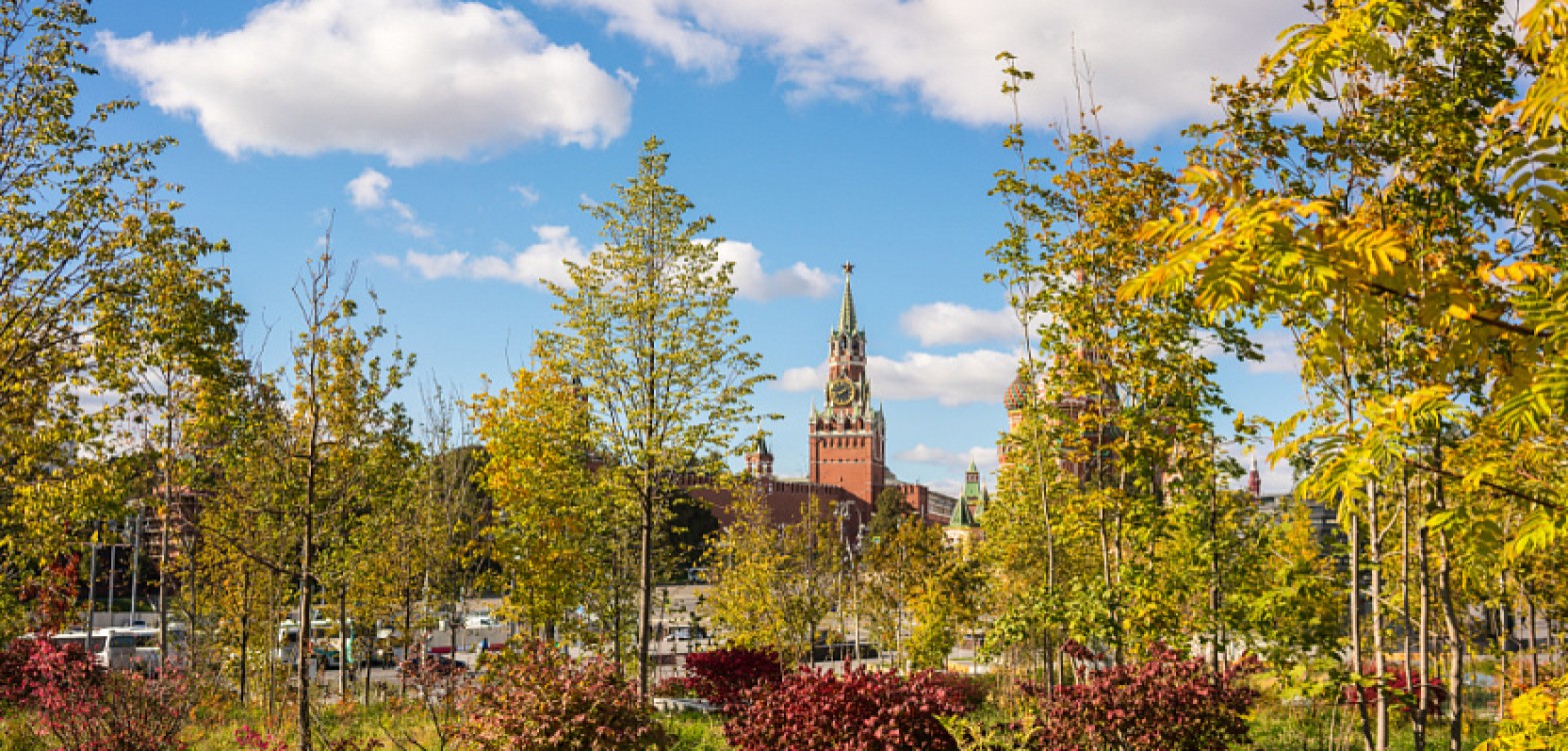 漫步秋季扎里亚季耶：游览指南