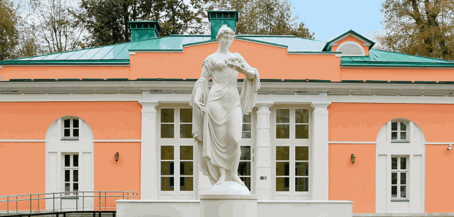 沃龙佐沃庄园漫步指南