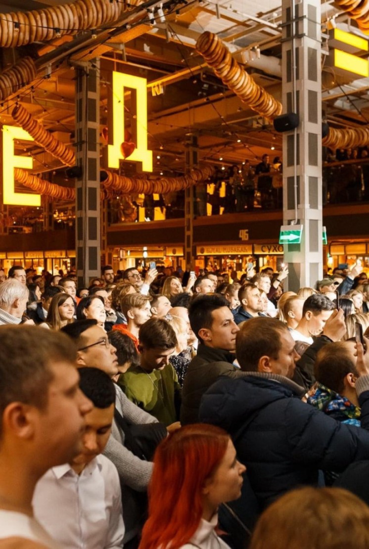 《车库》美食中心（«DEPO»） - 9