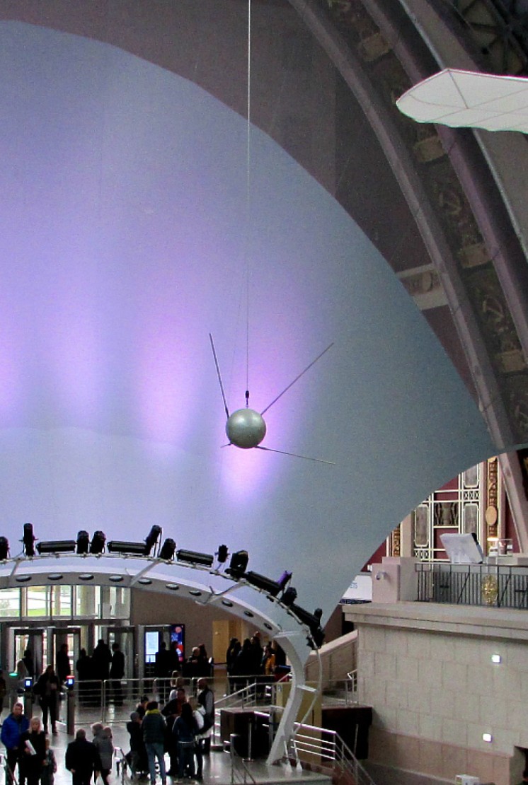 全俄展览中心的 “宇宙” 展馆 - 11