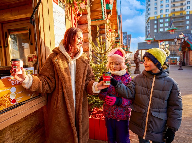 全俄展览中心新年集市上的热可可