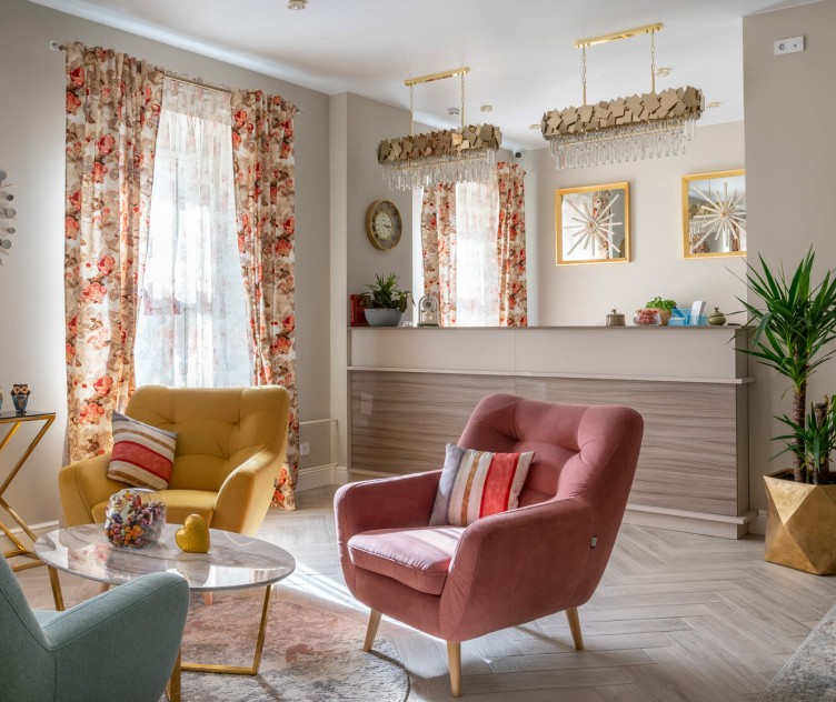 阿马托酒店 (Amato)