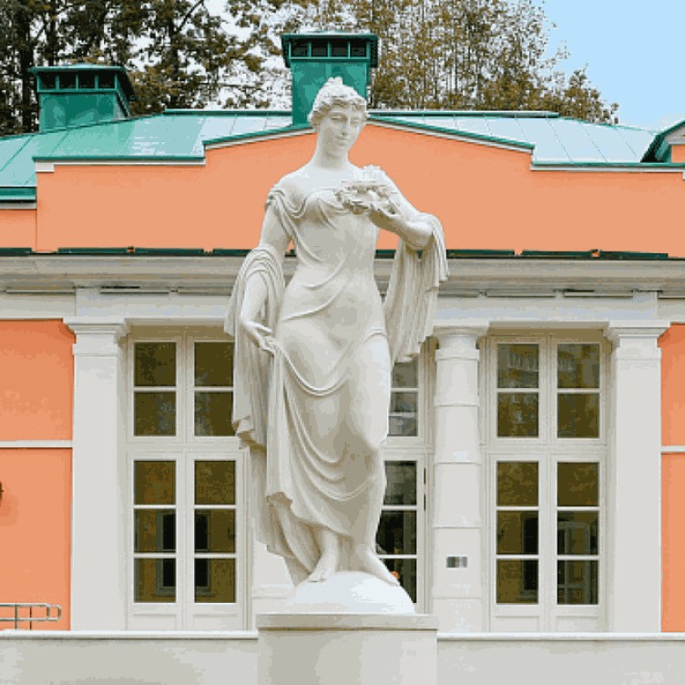 沃龙佐沃庄园漫步指南