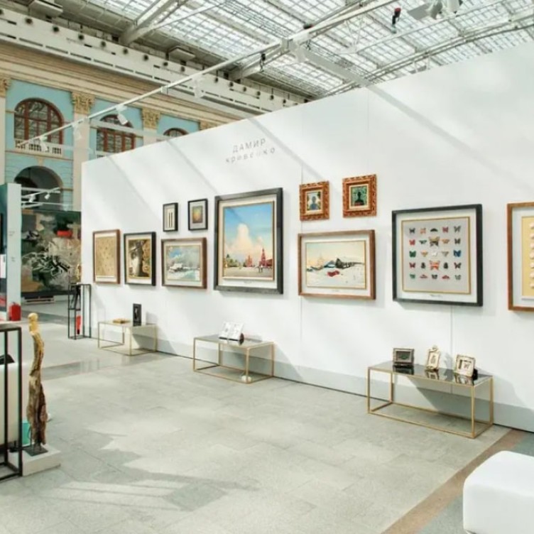 《艺术俄罗斯·古典·新视角》：首届学院派艺术博览会在古斯蒂内德沃尔开幕