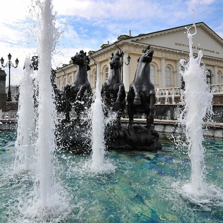 莫斯科喷泉：它们何时在冬季后重现生机？